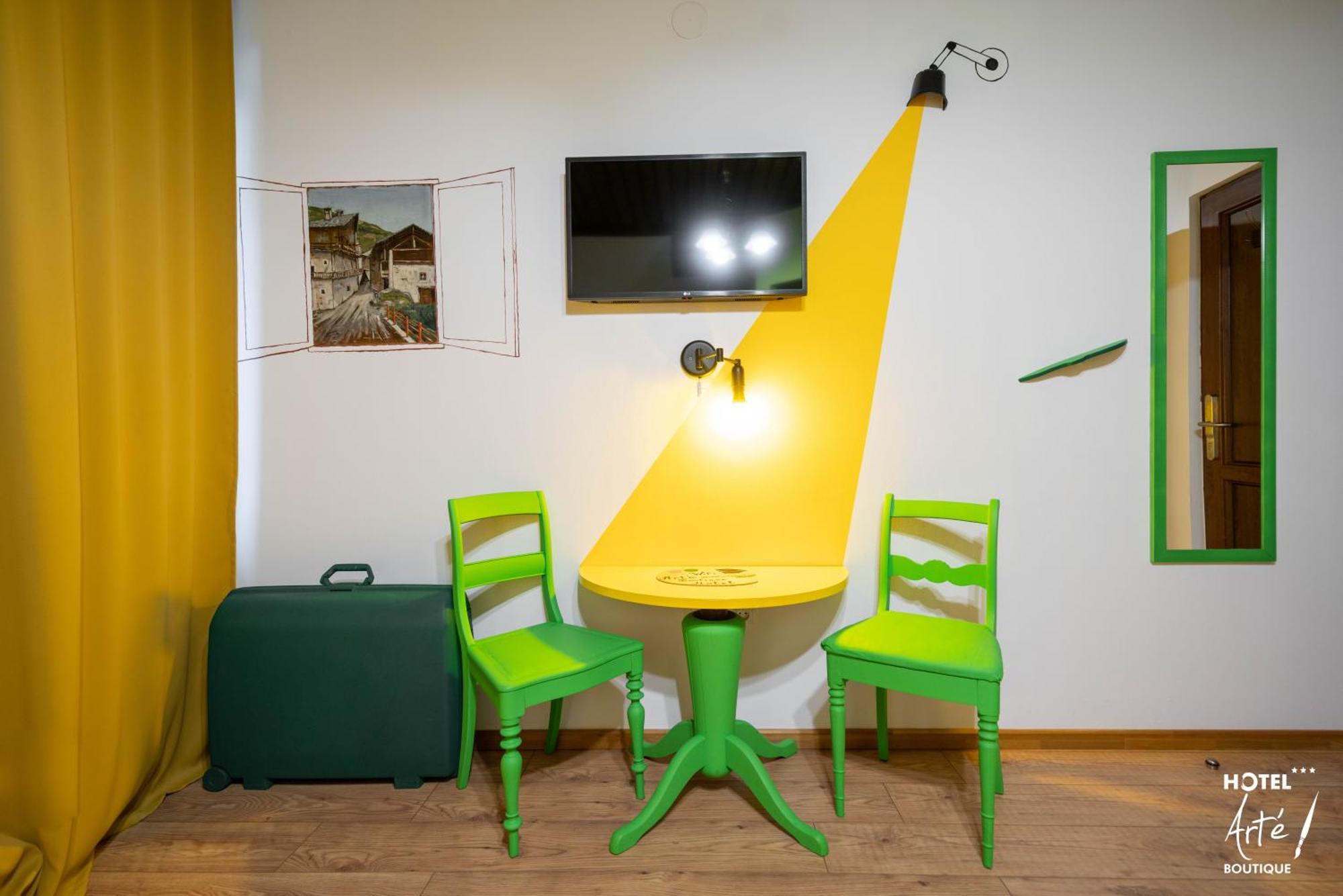 Art'E Boutique Rooms BaileTusnad Eksteriør bilde