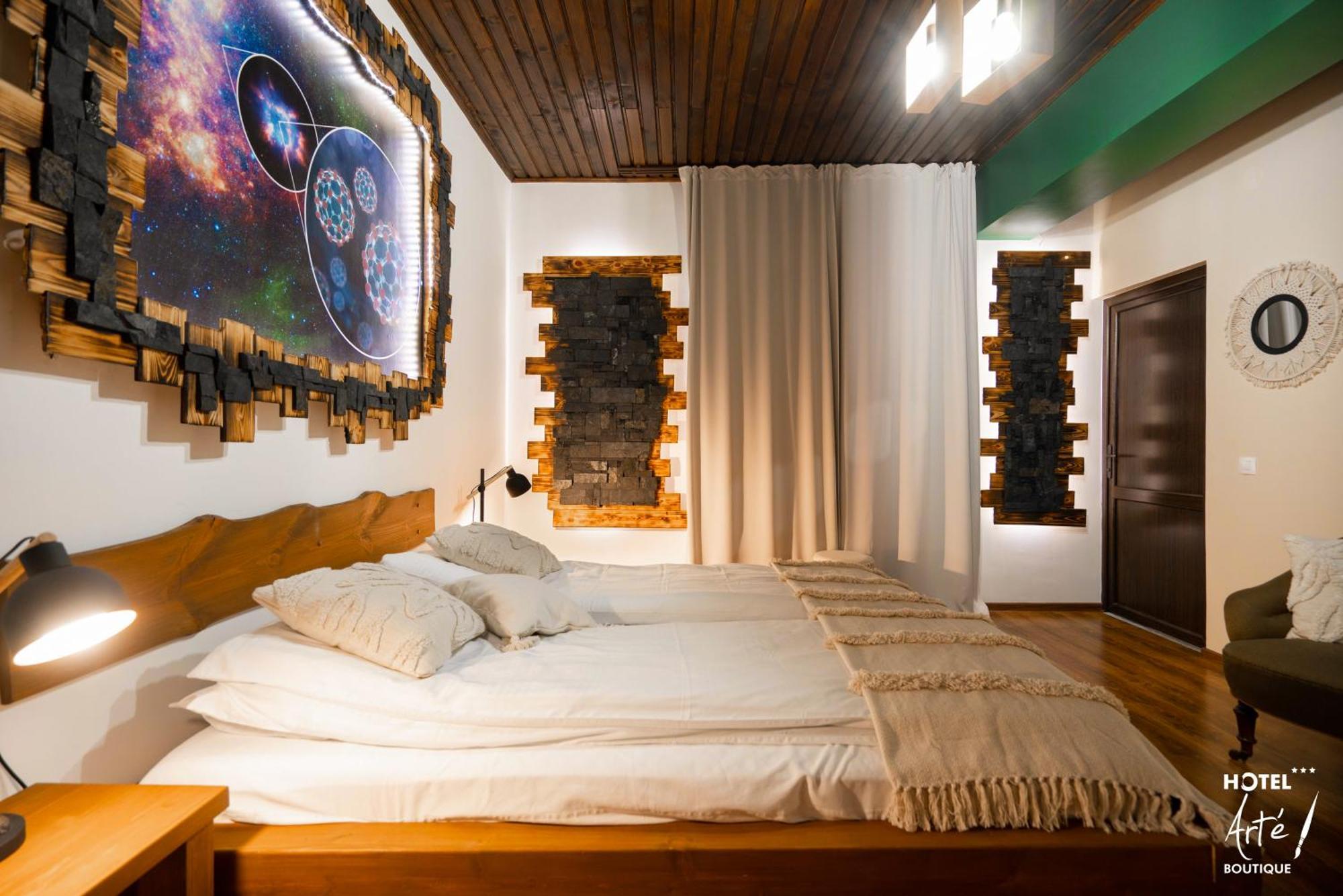 Art'E Boutique Rooms BaileTusnad Eksteriør bilde