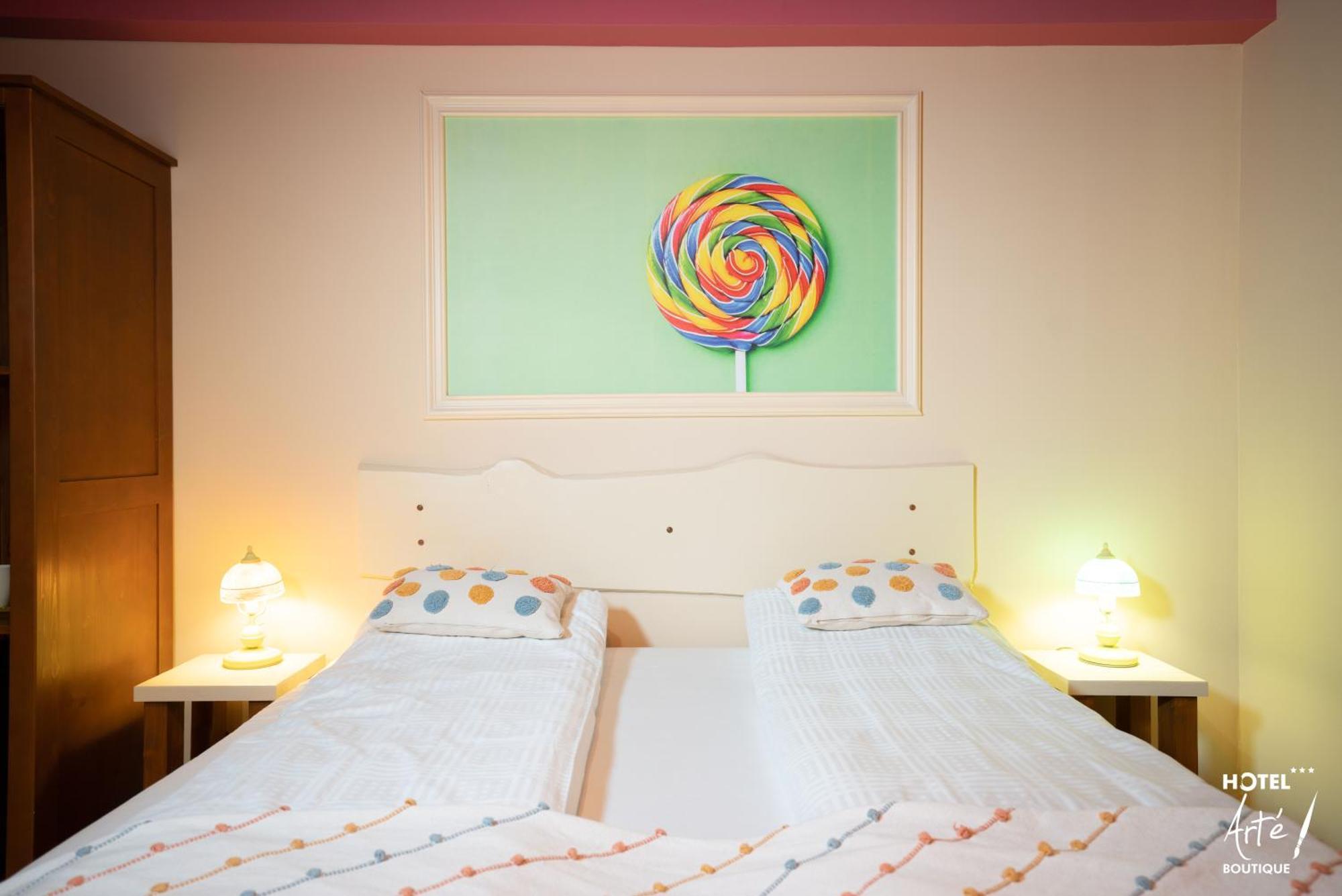 Art'E Boutique Rooms BaileTusnad Eksteriør bilde